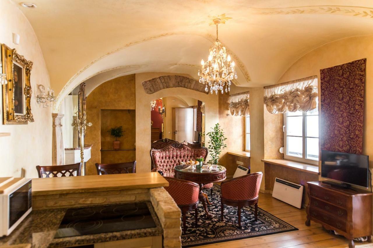 Antique Old Town Studio By Urban Rent Apartment Vilnius Exterior foto